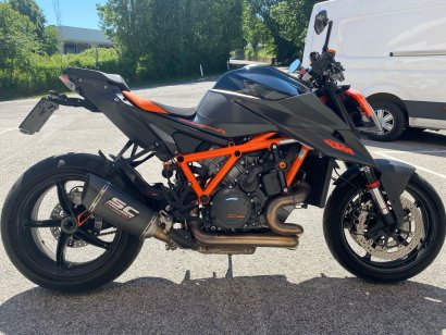KTM 1290 SUPER DUKE R 2021